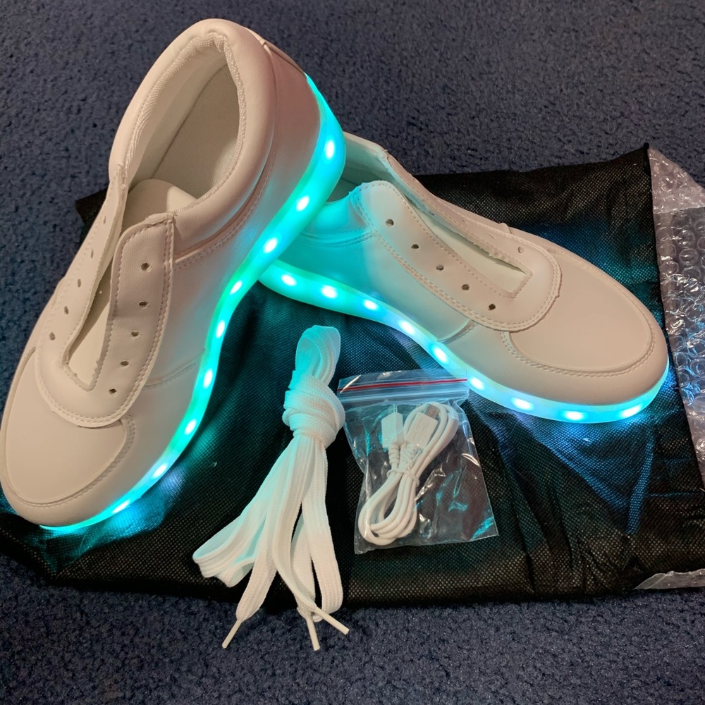 Light Up Shoes with Light Up Shoelaces